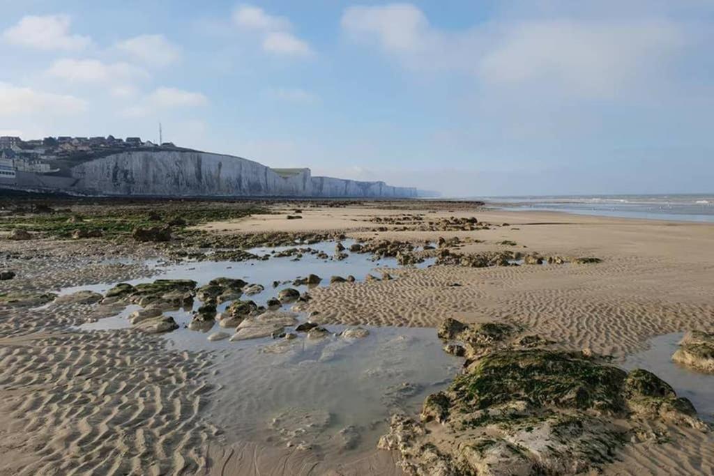 Gite A Bon Port Abbeville 5 Personnes 外观 照片